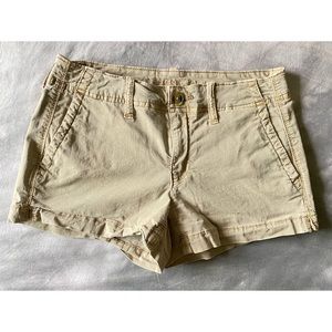 NWOT AE Khaki Shorties